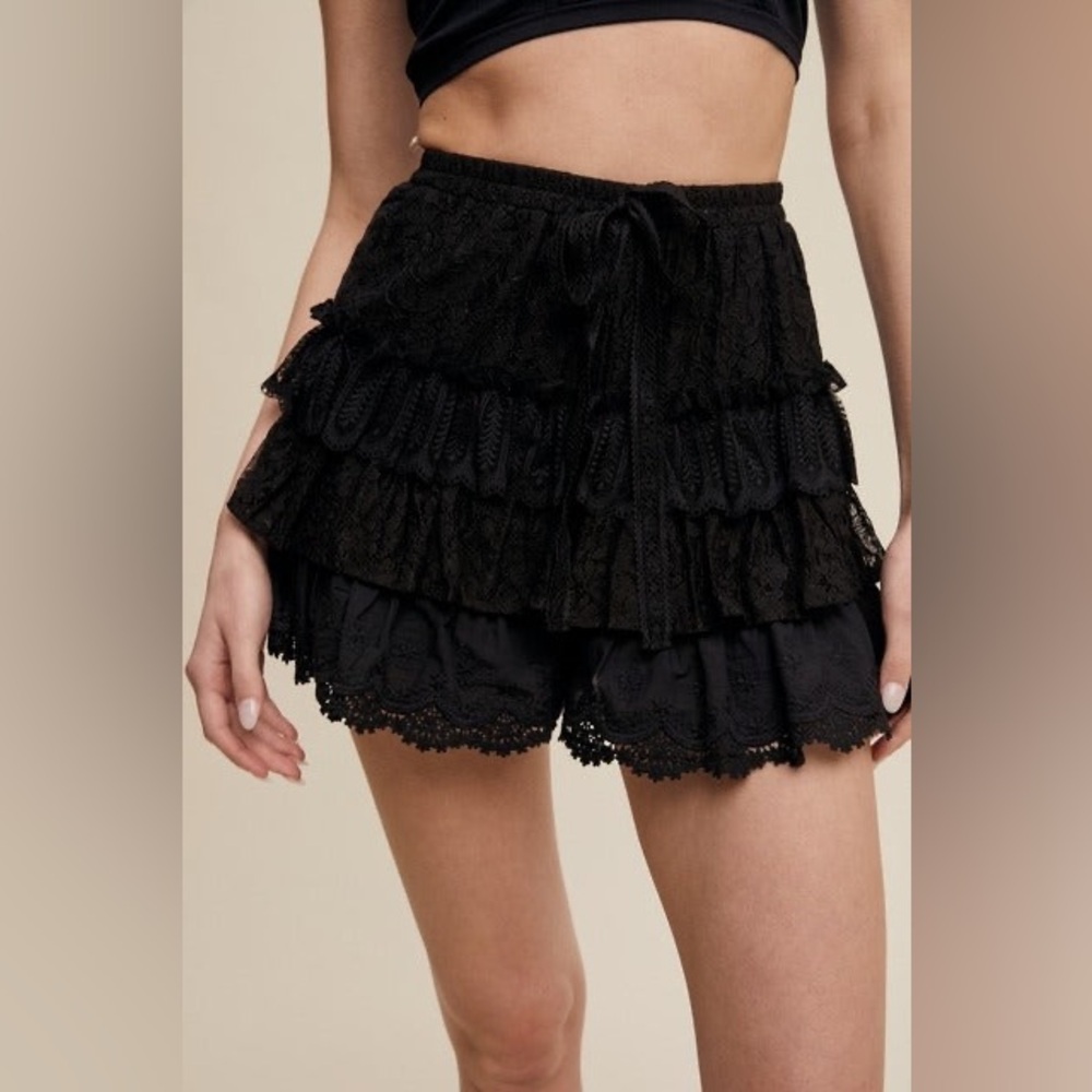 Lace Tiered Ruffle Mini Skort - Listicle